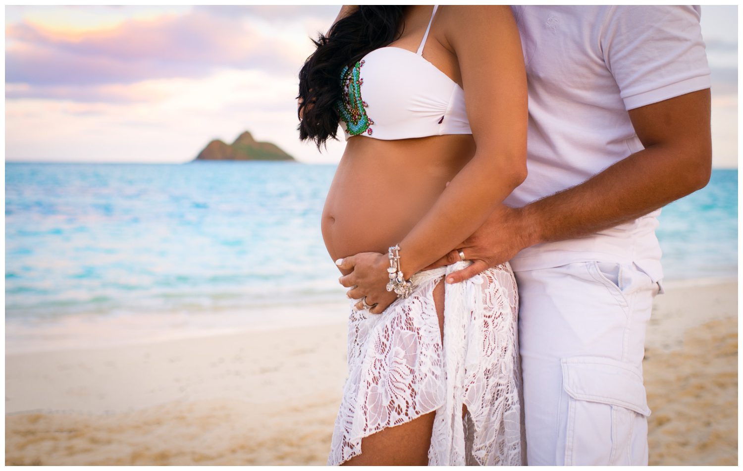 Oahu Maternity Photographer
