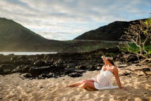 Honolulu Maternity Photographer