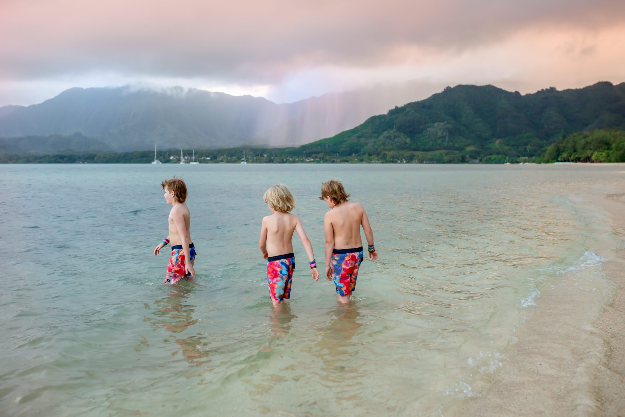 Family Photos at Kualoa Regional Park